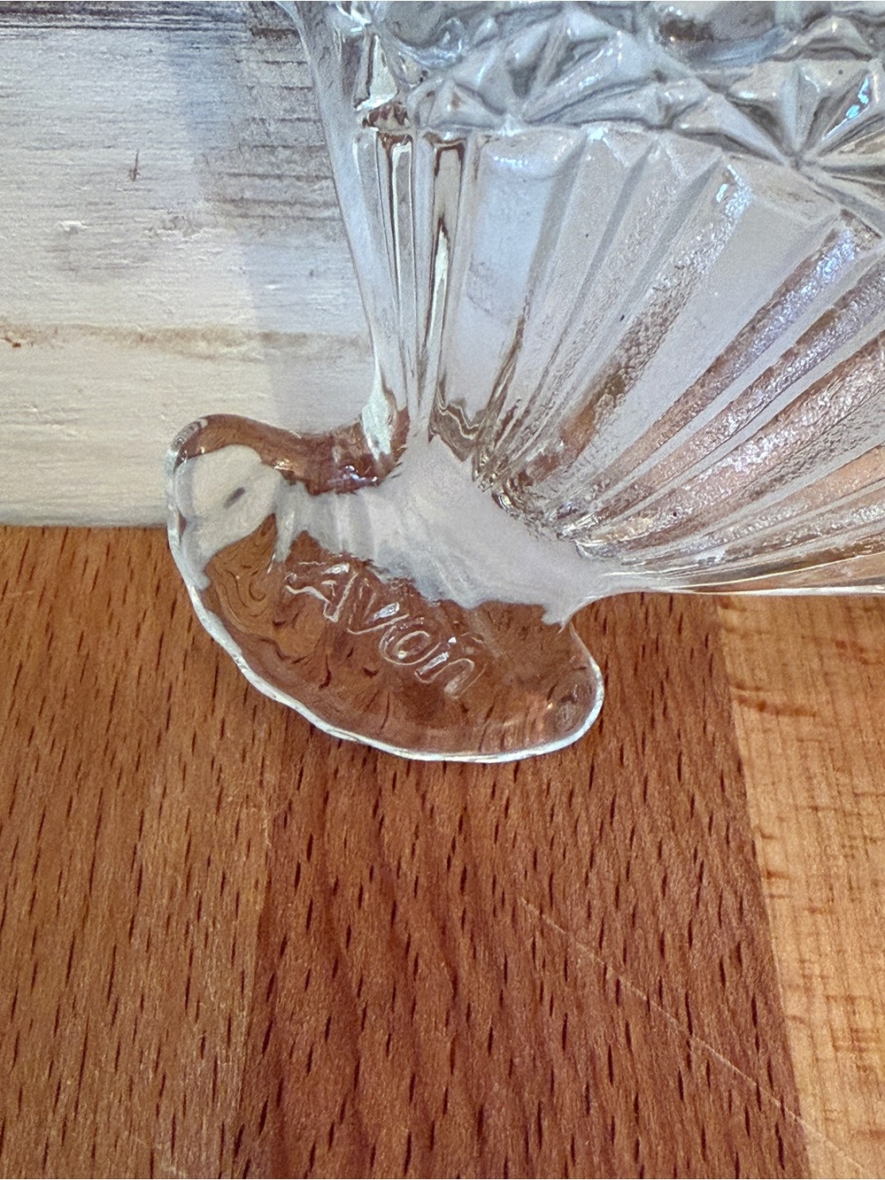 Avon Fan Dish - Picture 5 of 5